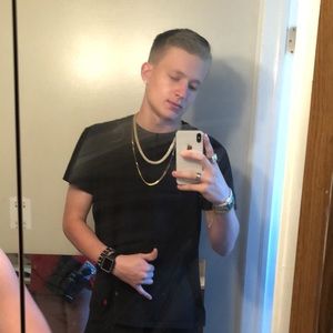 Meet your Posher, Chris